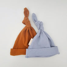 Load image into Gallery viewer, Organic Ribbed Newborn Knot Hat (Cafe)
