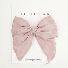 Load image into Gallery viewer, Pink Linen Fable Bow
