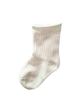 Load image into Gallery viewer, Ribbed Crew Socks - Snow
